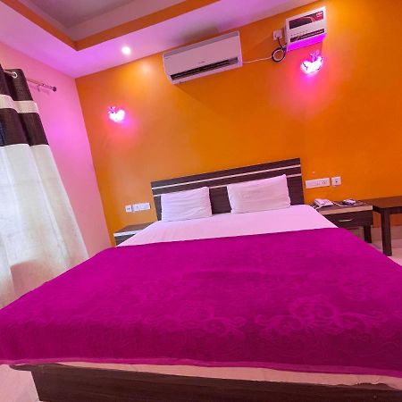 Hotel Deo Пурі Екстер'єр фото